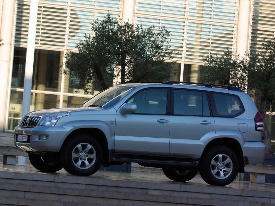  Toyota Land Cruiser Prado 120 5-Door 2003 года  (фото 17 из 25)